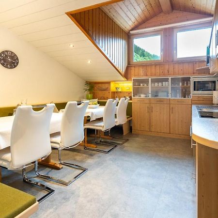 Gaestehaus Fitsch - Ferienwohnung In Silbertal Buitenkant foto