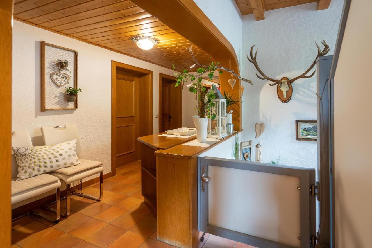 Gaestehaus Fitsch - Ferienwohnung In Silbertal Buitenkant foto