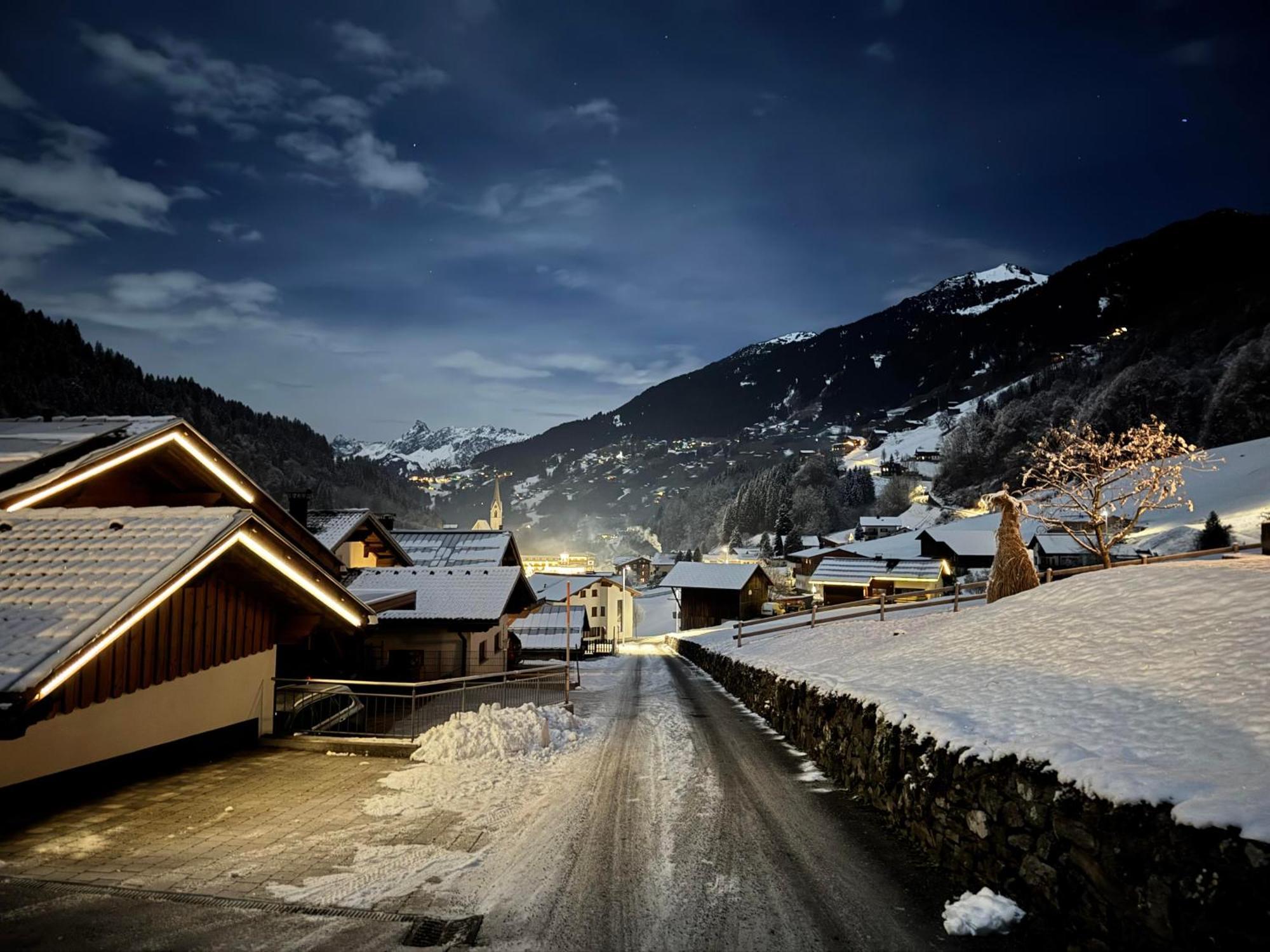 Gaestehaus Fitsch - Ferienwohnung In Silbertal Buitenkant foto